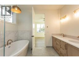 Bedroom - 20 Emmett Crescent, Red Deer, AB T4P3G8 Photo 15