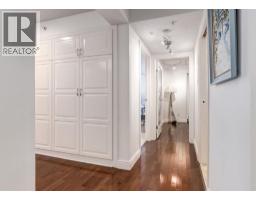 8402, 400 Eau Claire Avenue SW - photo 13