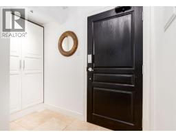 8402, 400 Eau Claire Avenue SW - photo 2