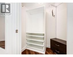 8402, 400 Eau Claire Avenue SW - photo 16