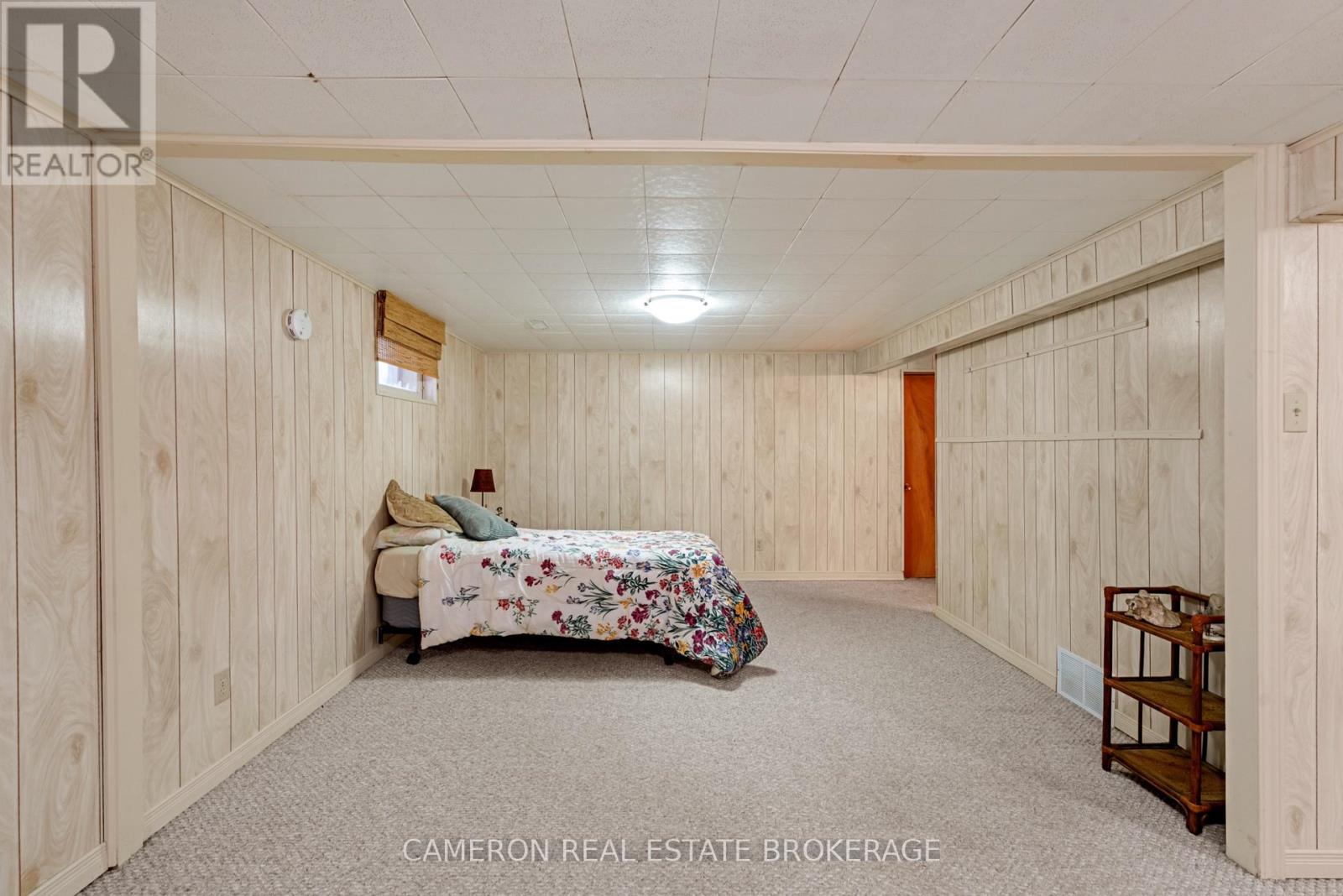 421 BEACH AVENUE - Image 18