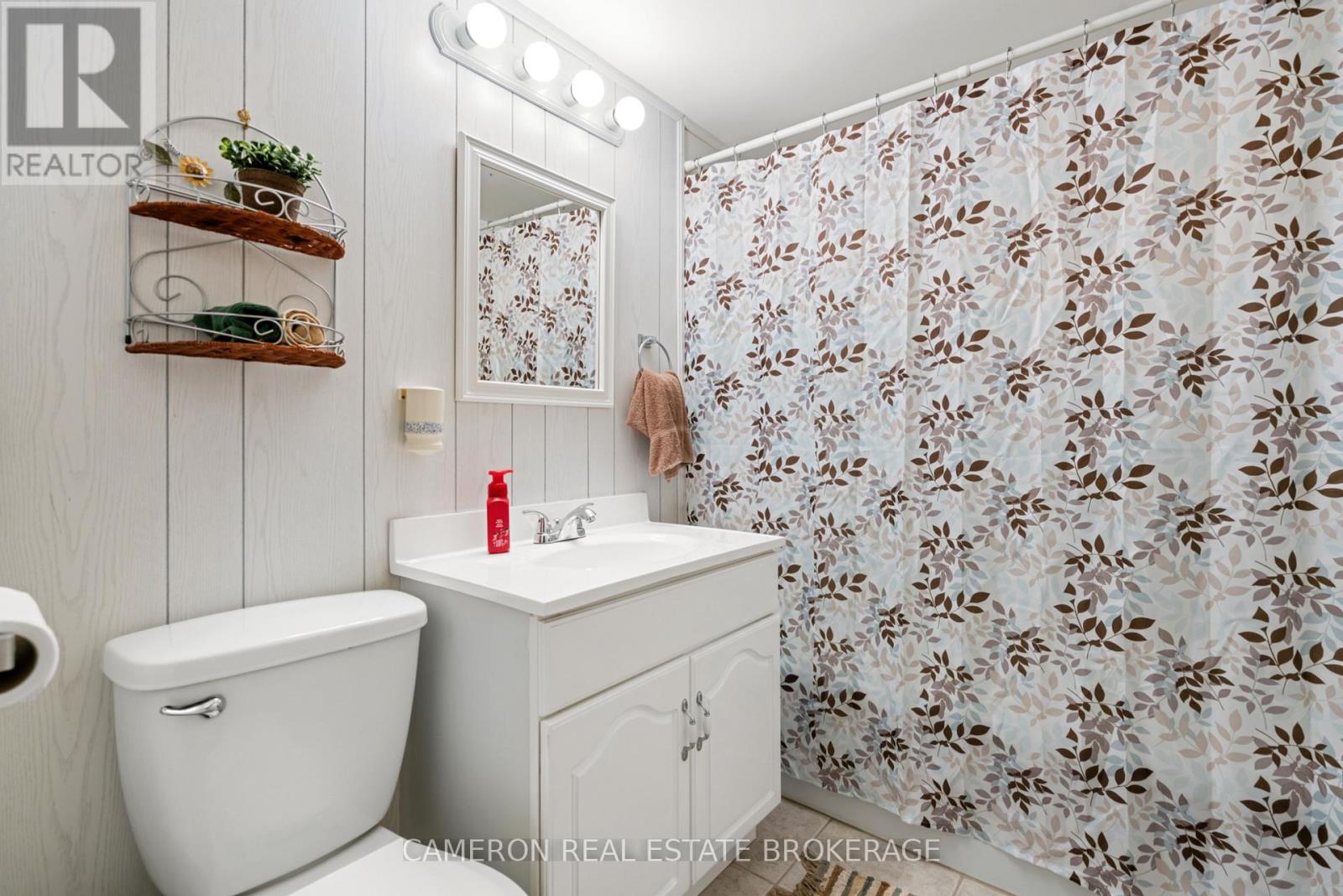 421 BEACH AVENUE - Image 20