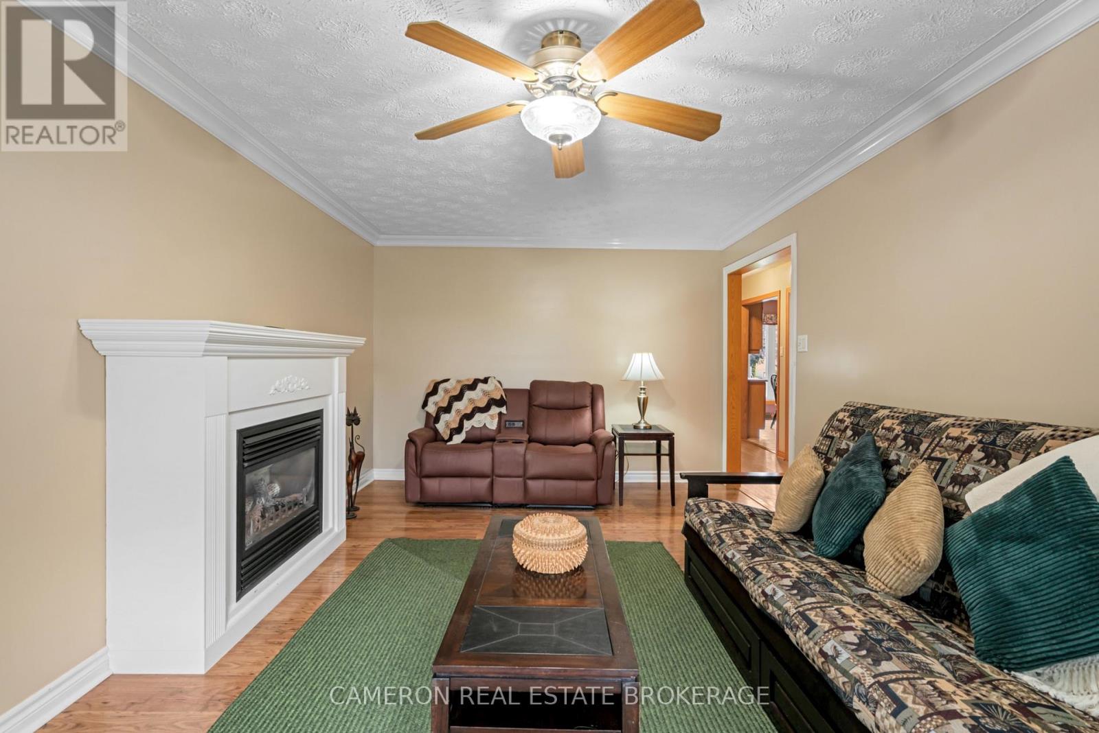 421 BEACH AVENUE - Image 8