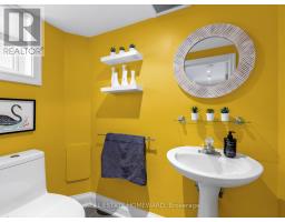 5 Beaufield Avenue, Toronto, ON M4G3R2 Photo 24