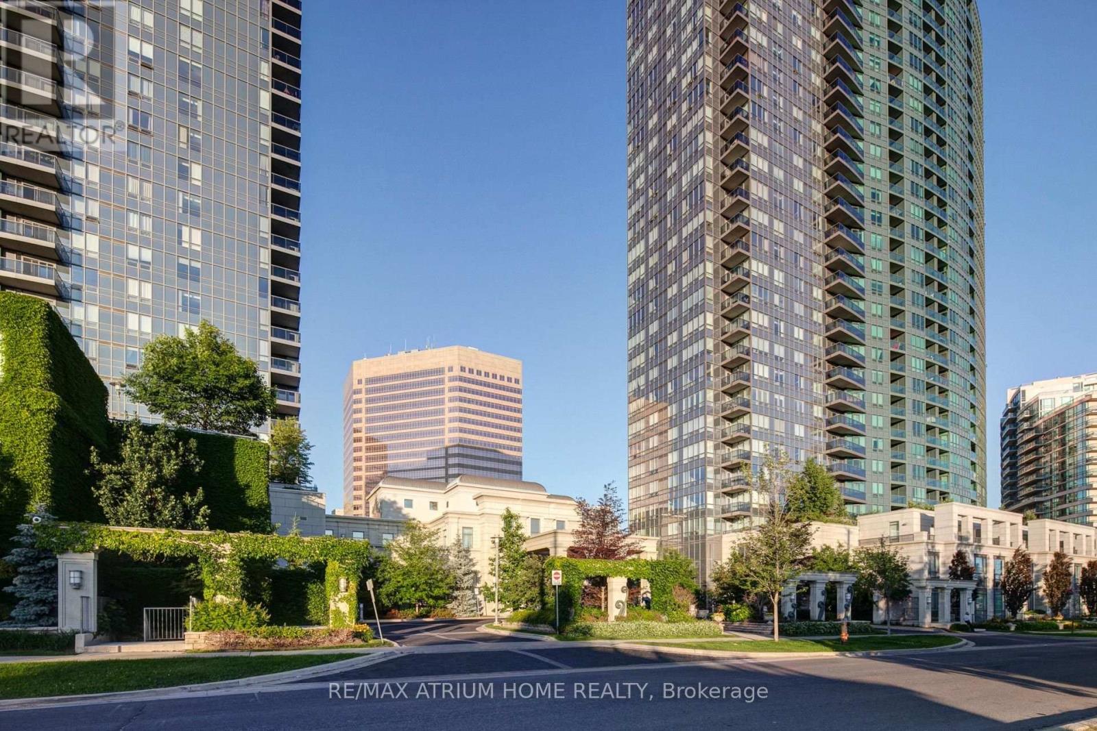 #2320 25 GREENVIEW AVENUE - 1