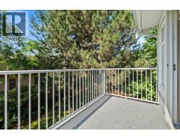 3pc Ensuite bath - 1853 Parkview Crescent Unit# 12, Kelowna, BC V1X8A3 Photo 8