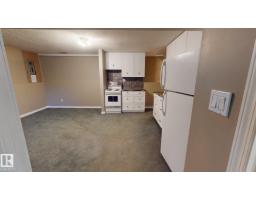 9813 152 St Nw, Edmonton, AB T5P1X2 Photo 20