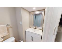 9813 152 St Nw, Edmonton, AB T5P1X2 Photo 26