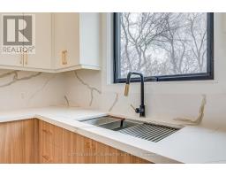 Family room - 103 Kalmar Avenue, Toronto, ON M1N3G5 Photo 6