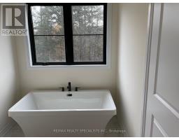 39 De La Roche Drive, Vaughan, ON L4H5G4 Photo 7