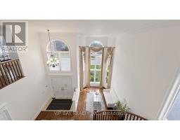 Family room - 12 Mackay Drive, Richmond Hill, ON L4C6P1 Photo 11