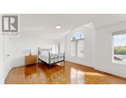 12 Mackay Drive, Richmond Hill, ON L4C6P1 Photo 32