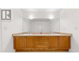 12 Mackay Drive, Richmond Hill, ON L4C6P1 Photo 35