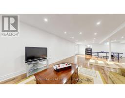 12 Mackay Drive, Richmond Hill, ON L4C6P1 Photo 38