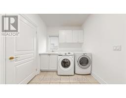 12 Mackay Drive, Richmond Hill, ON L4C6P1 Photo 46