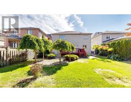 12 Mackay Drive, Richmond Hill, ON L4C6P1 Photo 49