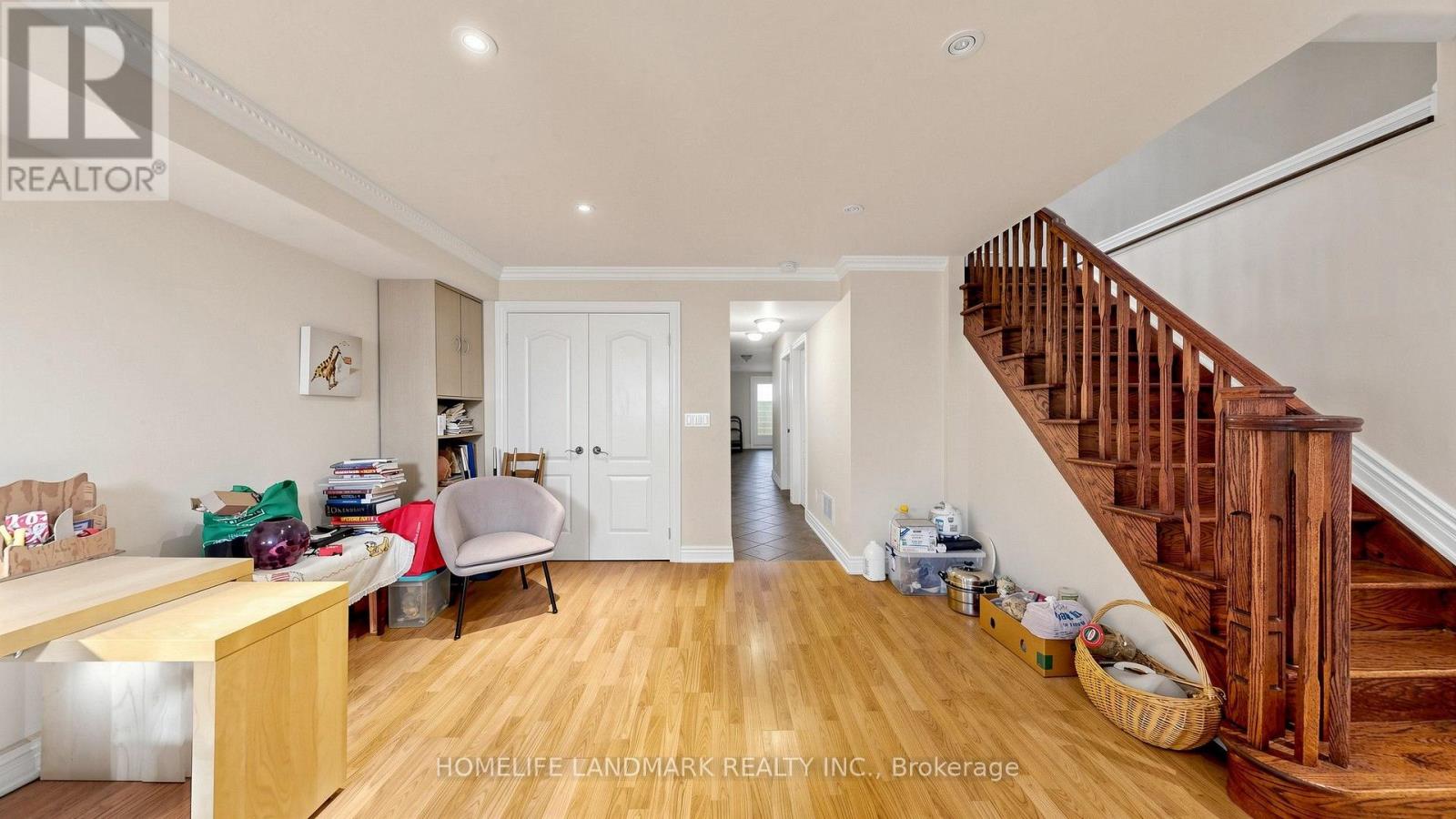 357 BARTLETT AVENUE N - Image 33