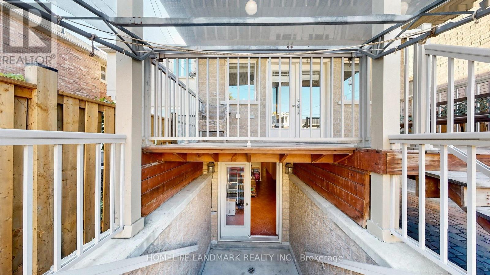 357 BARTLETT AVENUE N - 40