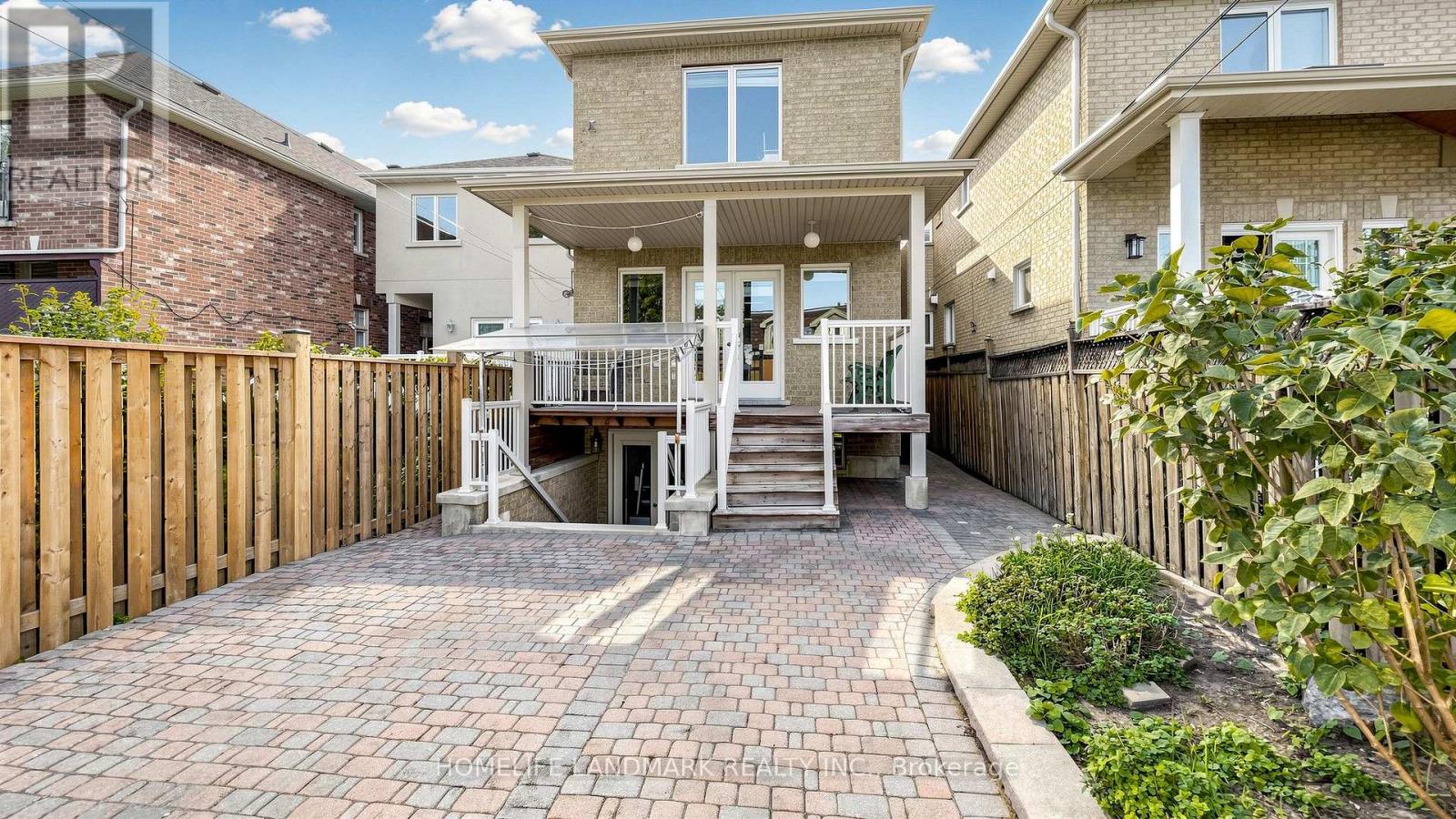 357 BARTLETT AVENUE N - 41