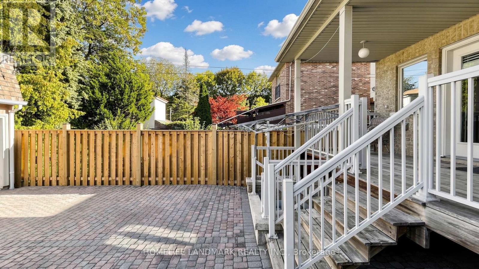 357 BARTLETT AVENUE N - 42