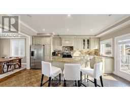 357 Bartlett Avenue N, Toronto, ON M6H3G8 Photo 11