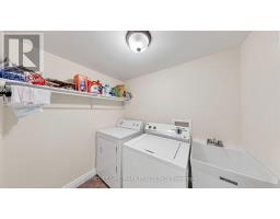 357 Bartlett Avenue N, Toronto, ON M6H3G8 Photo 38