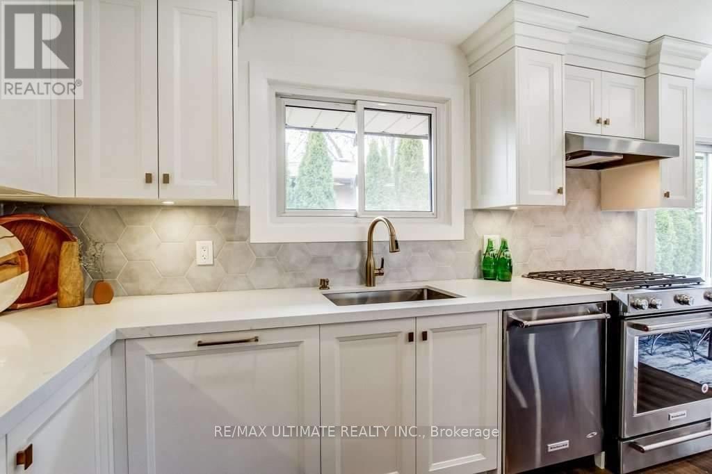 2391 WYANDOTTE DRIVE - 12