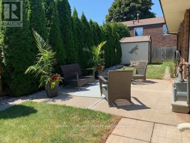 2391 WYANDOTTE DRIVE - 29