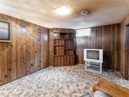 149 Sophia Street, Selkirk, MB R1A1X9 Photo 24