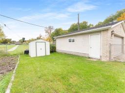 149 Sophia Street, Selkirk, MB R1A1X9 Photo 33