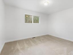 20 Voyageur Way, La Broquerie, MB R0A0W0 Photo 16