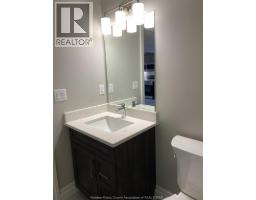 Living room - 105 Reed St #lower, Essex, ON N8M0B3 Photo 6