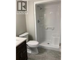 Kitchen - 105 Reed St #lower, Essex, ON N8M0B3 Photo 7