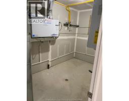 105 Reed St #lower, Essex, ON N8M0B3 Photo 9