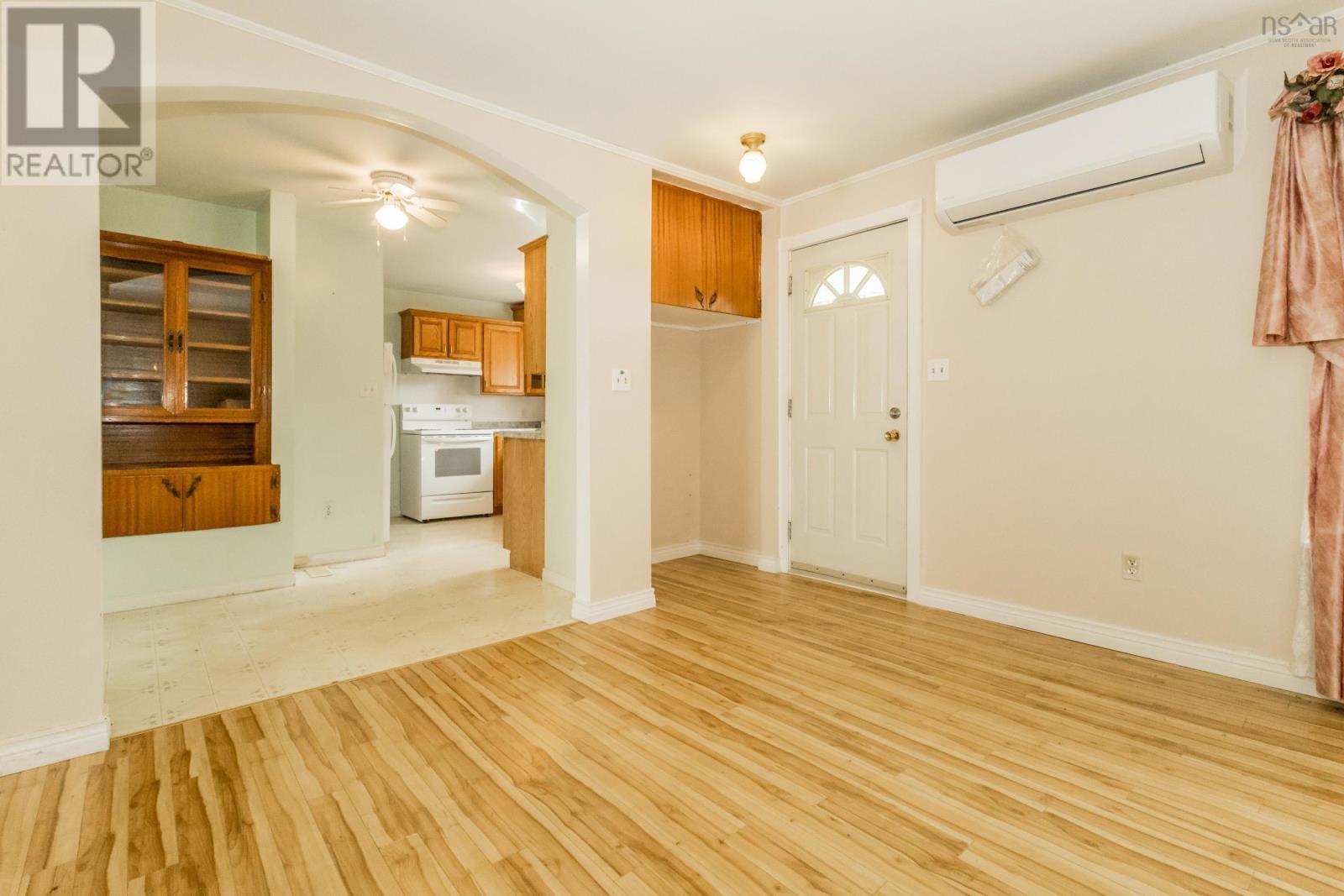5841 Highway 1 - 13