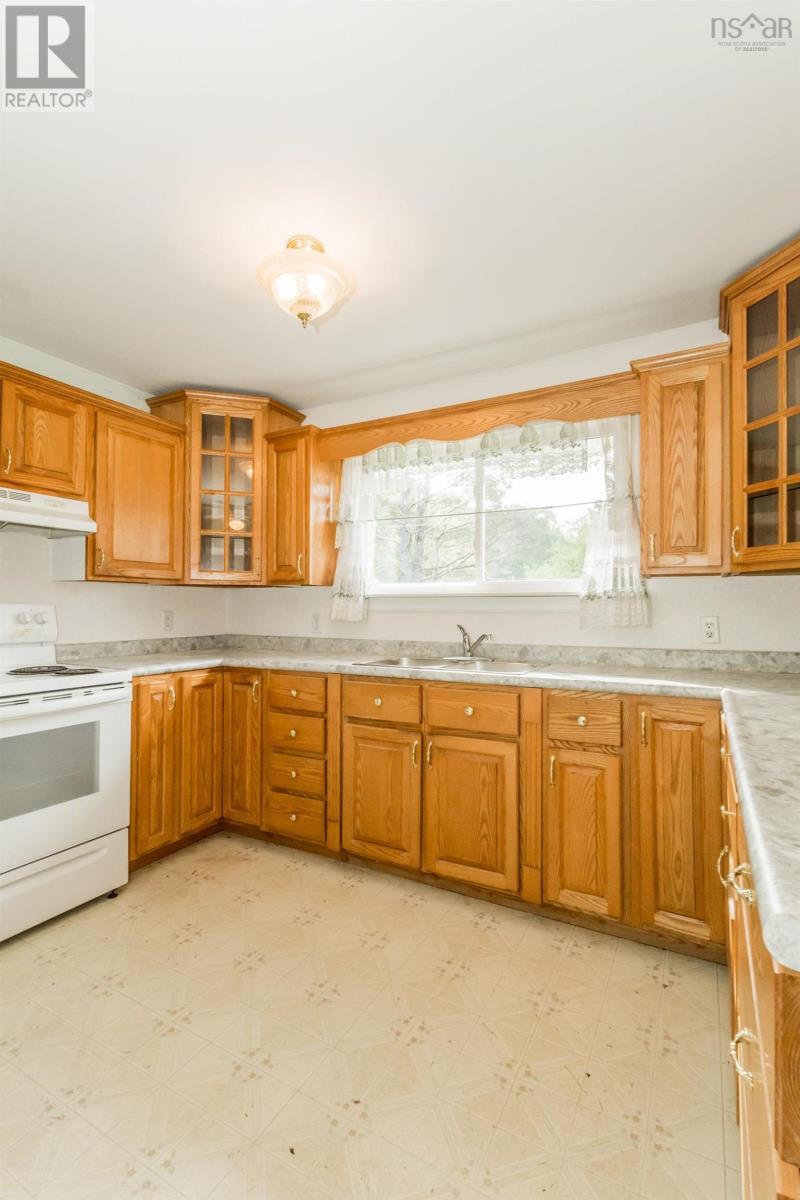 5841 Highway 1 - 7