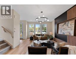 Primary Bedroom - 8313 47 Avenue Nw, Calgary, AB T3B1Z6 Photo 12