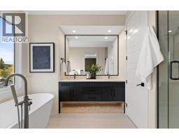 8313 47 Avenue Nw, Calgary, AB T3B1Z6 Photo 28