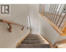 8313 47 Avenue Nw, Calgary, AB T3B1Z6 Photo 36