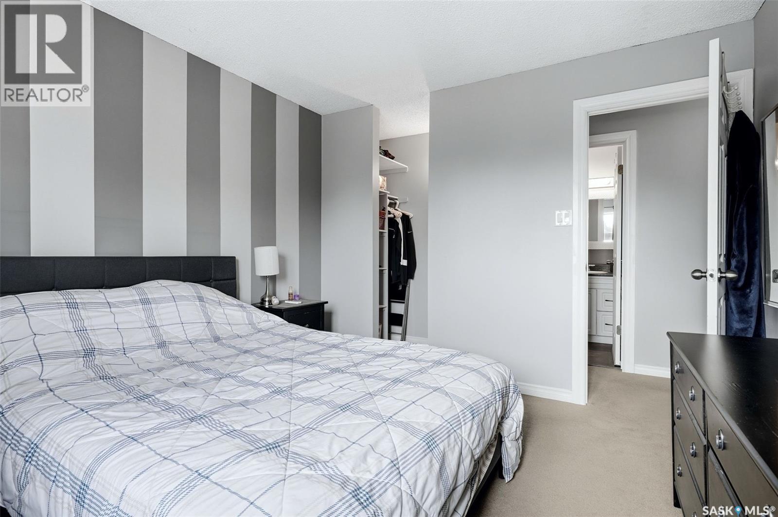 #205 55 Alport CRESCENT - 18