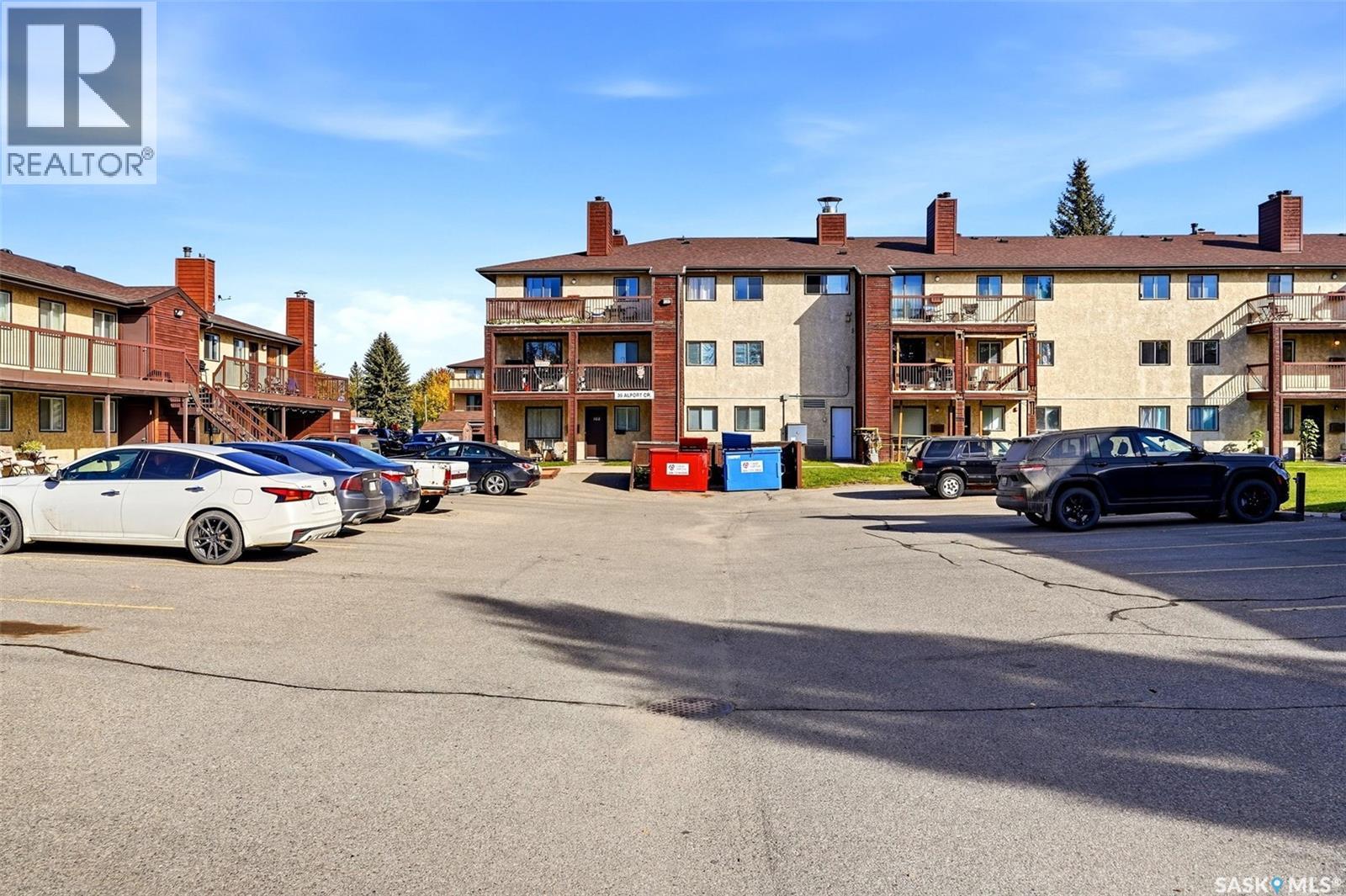 #205 55 Alport CRESCENT - 29