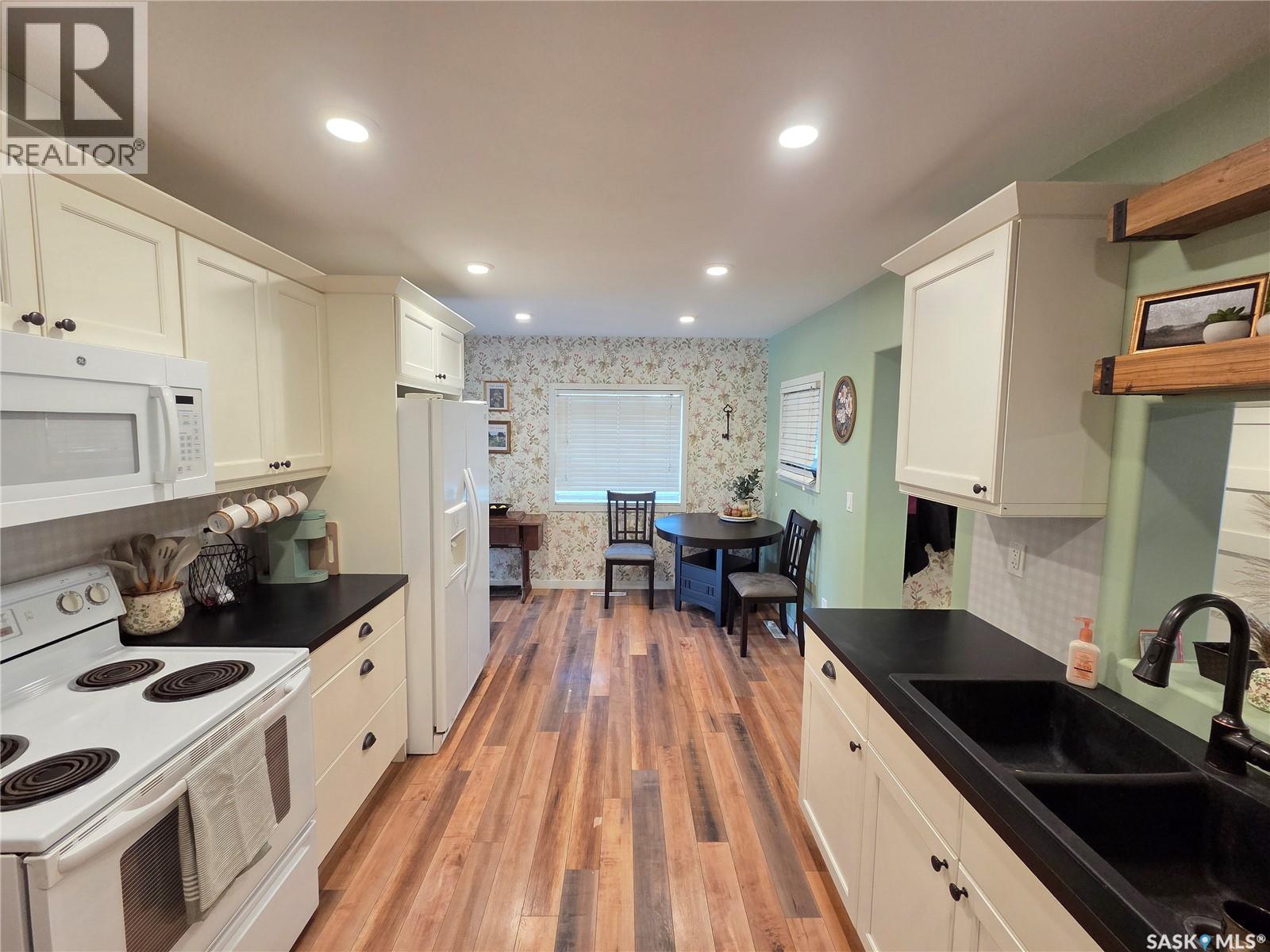 209 6th STREET - 25