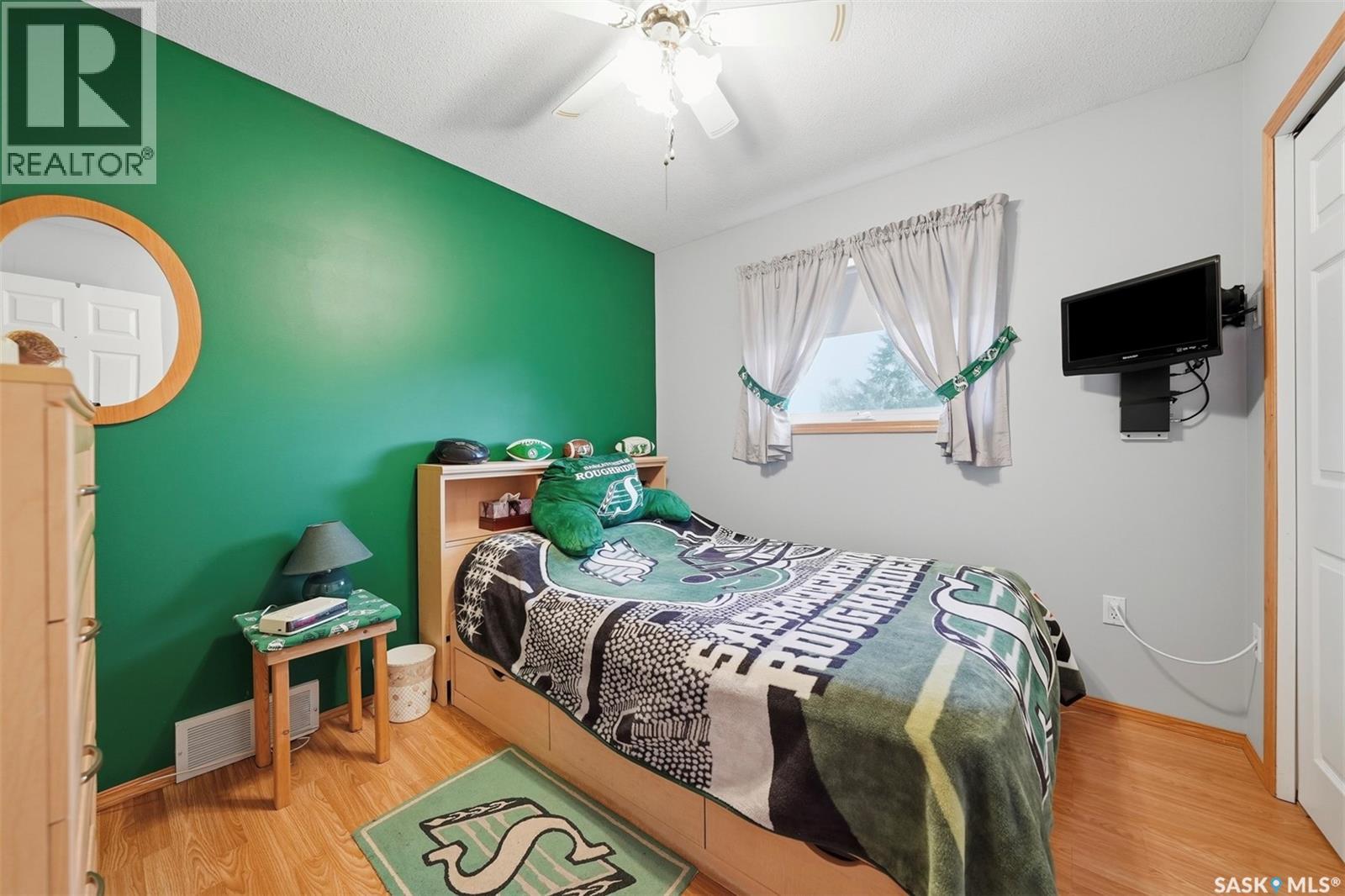 10 Turner PLACE - 16