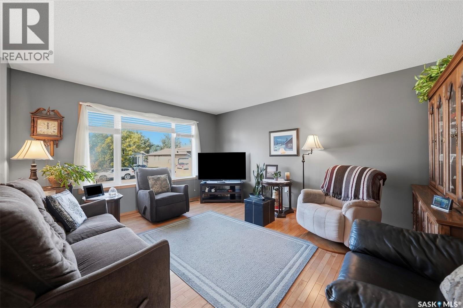 10 Turner PLACE - 4