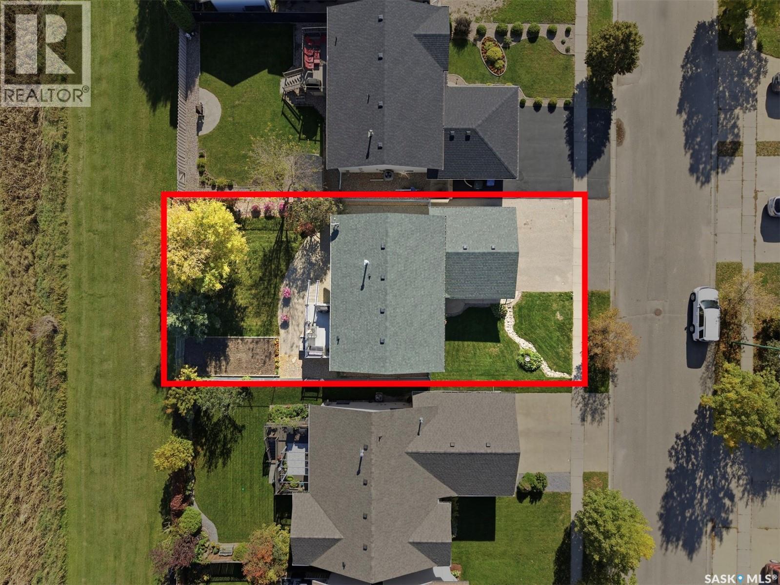 10 Turner PLACE - 44
