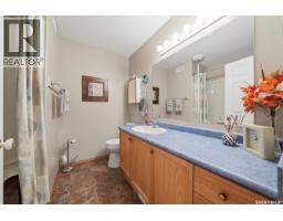 10 Turner Place, Prince Albert, SK S6X1C1 Photo 17