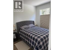 105 Pine Point, Blairmore, AB T0K0E0 Photo 9