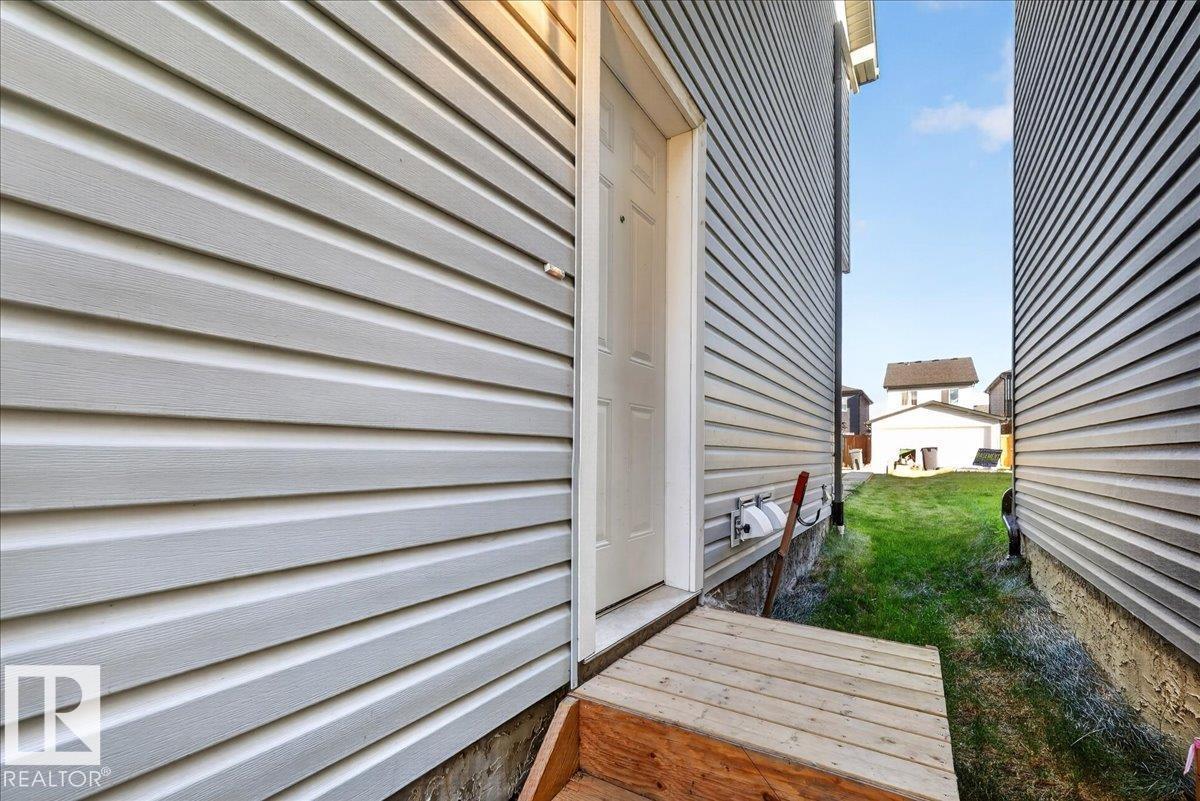3716 42 AV, photo 52 of 57