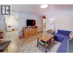 3432 3 Avenue Nw, Calgary, AB T2N0M3 Photo 37