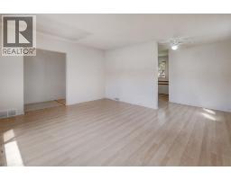 3432 3 Avenue Nw, Calgary, AB T2N0M3 Photo 17